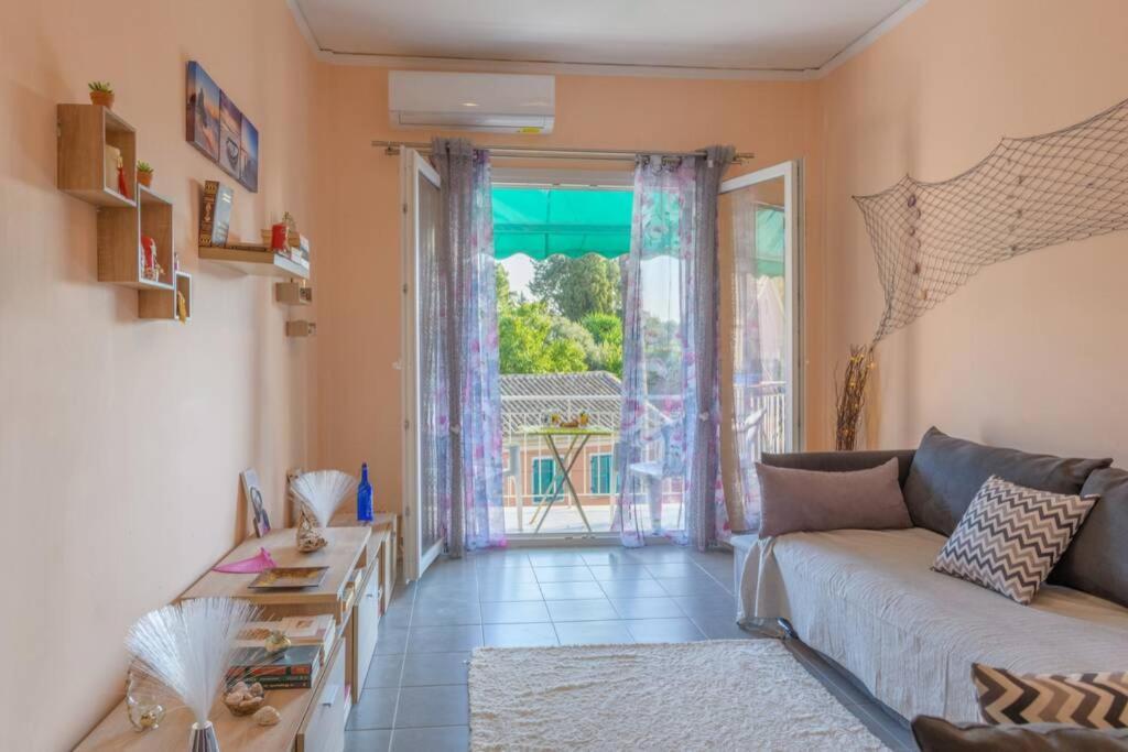 Bright Newly Renovated Apt Near Beach & Center+Ac Anemomylos Exteriör bild